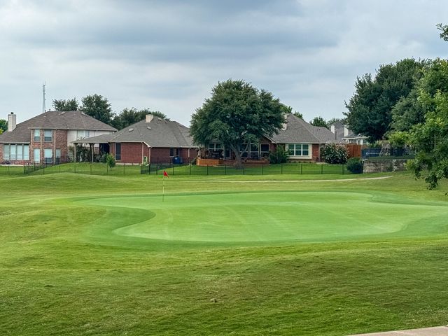 6107 Lakecrest Drive, Sachse, TX 75048
