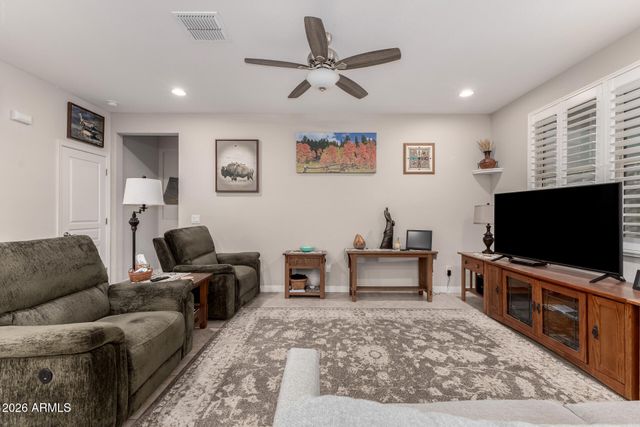 41615 W CALIENTE Drive, Maricopa, AZ 85138