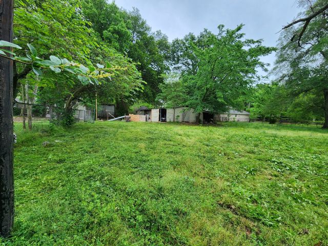 3395 Bonham Street, Paris, TX 75460