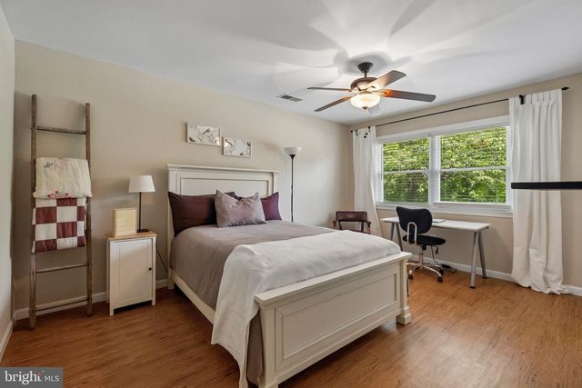 14376 PINE LN, Woodbridge, VA 22191