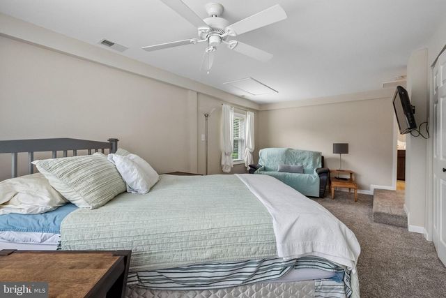 14376 PINE LN, Woodbridge, VA 22191