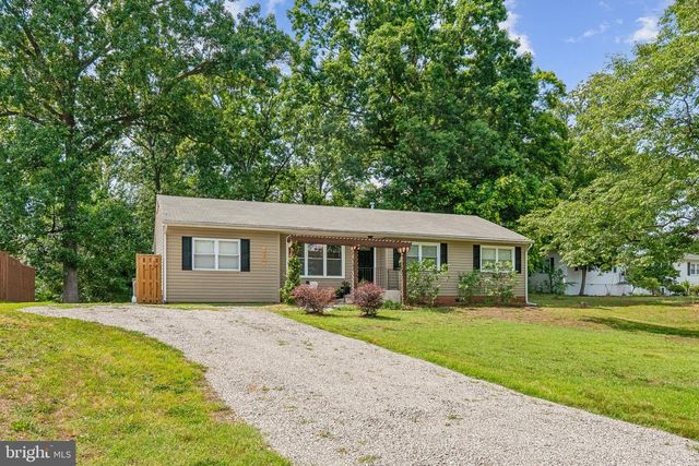 14376 PINE LN, Woodbridge, VA 22191