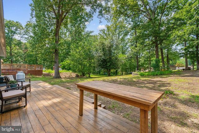 14376 PINE LN, Woodbridge, VA 22191