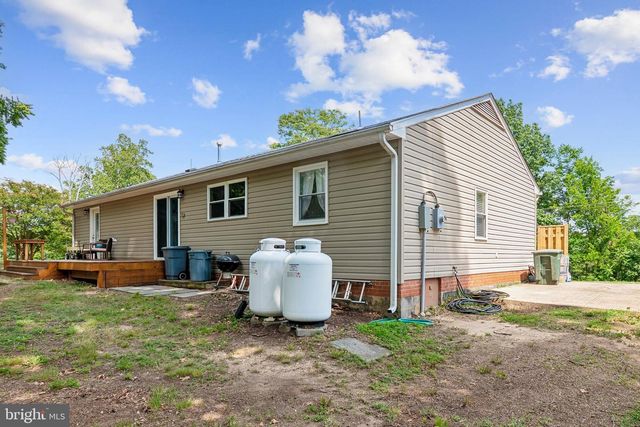 14376 PINE LN, Woodbridge, VA 22191