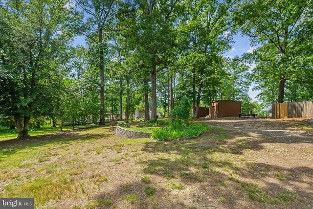 14376 PINE LN, Woodbridge, VA 22191