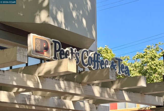 3037 College Ave, Berkeley, CA 94705