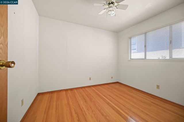 3037 College Ave, Berkeley, CA 94705