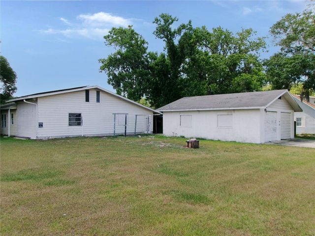 5714 19TH STREET, Zephyrhills, FL 33542