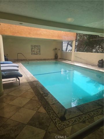 1154 S Barrington 312, Los Angeles, CA 90049