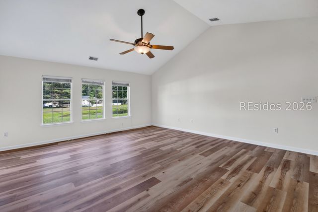 20 Pine Ridge Dr, Bluffton, SC 29910