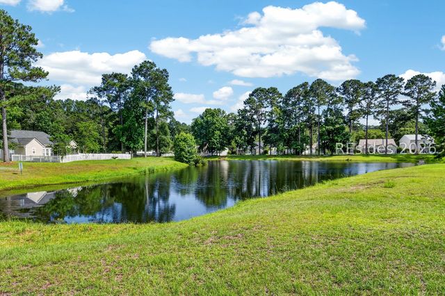 20 Pine Ridge Dr, Bluffton, SC 29910