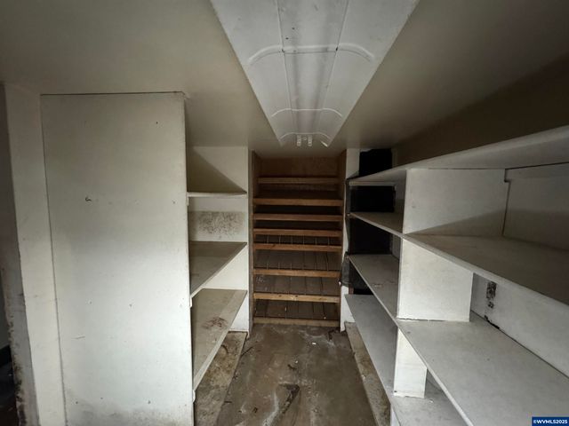 260 20th St SE, Salem, OR 97301