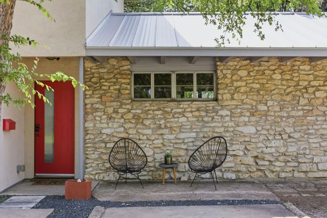 2003 Rabb RD, Austin, TX 78704
