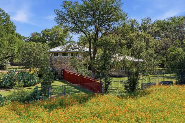 2003 Rabb RD, Austin, TX 78704