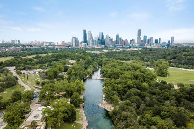 2003 Rabb RD, Austin, TX 78704