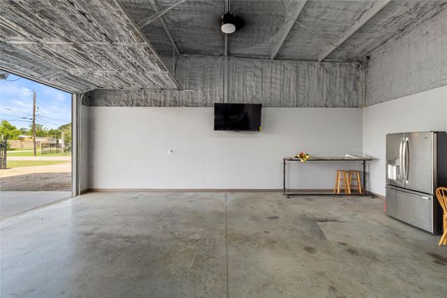 4402 Lily Lane, Fresno, TX 77545