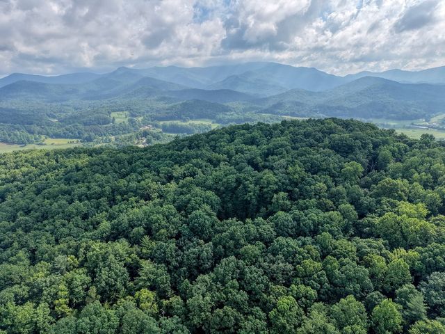549 Cook Mountain Drive, Blairsville, GA 30512