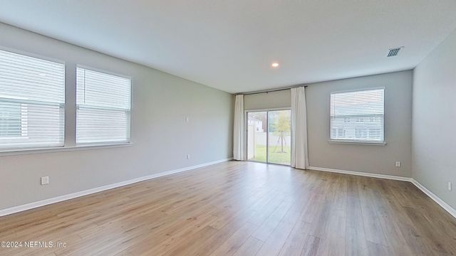 9837 FIDDLEBACK Lane, Jacksonville, FL 32222