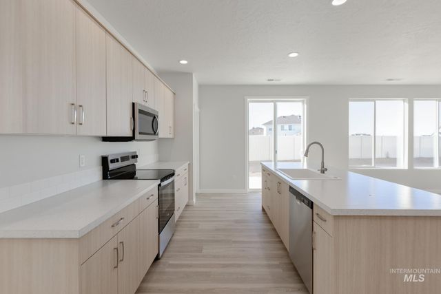 17416 N Union Springs Pl, Nampa, ID 83687