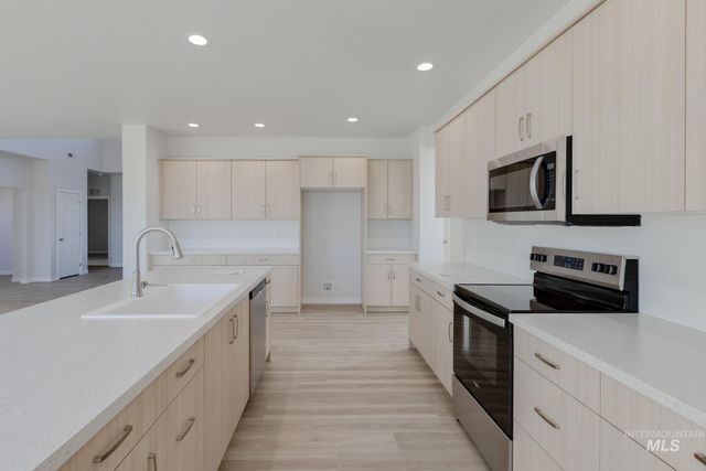 17416 N Union Springs Pl, Nampa, ID 83687