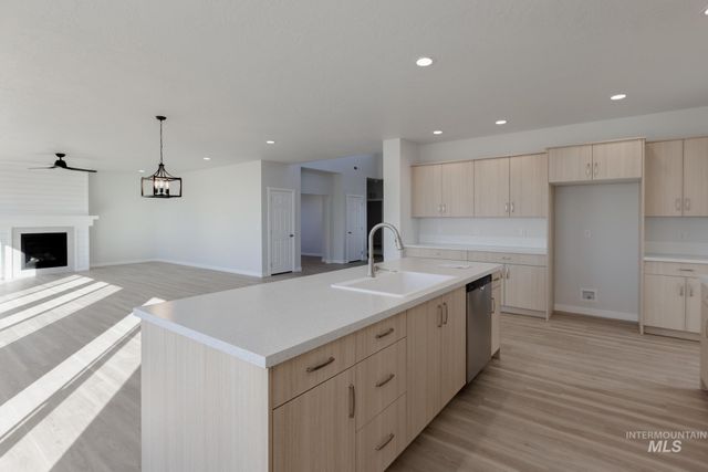 17416 N Union Springs Pl, Nampa, ID 83687