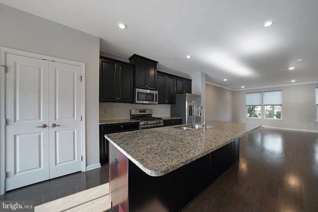 227 QUARRY POINT RD, Malvern, PA 19355