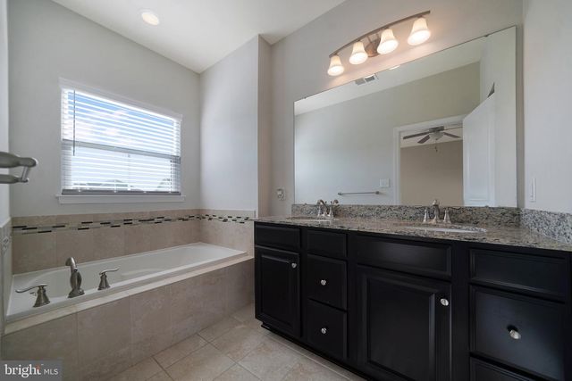 227 QUARRY POINT RD, Malvern, PA 19355