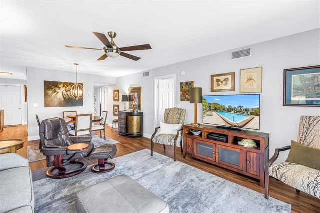 5920 80TH STREET N 404, St Petersburg, FL 33709