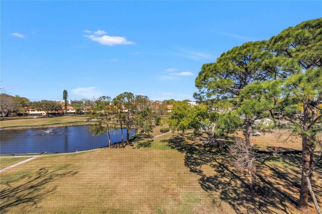 5920 80TH STREET N 404, St Petersburg, FL 33709