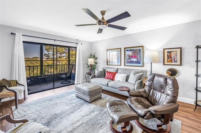 5920 80TH STREET N 404, St Petersburg, FL 33709