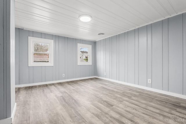 234 McGuire Lane, Reading, OH 45215