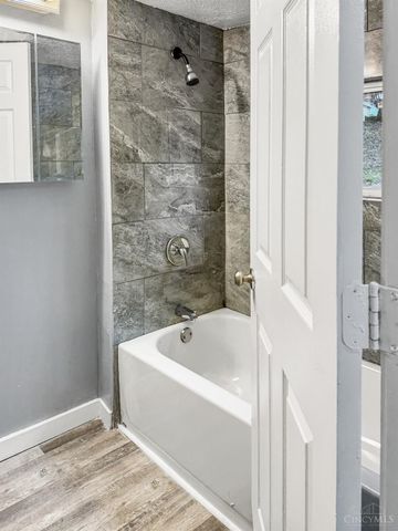 234 McGuire Lane, Reading, OH 45215