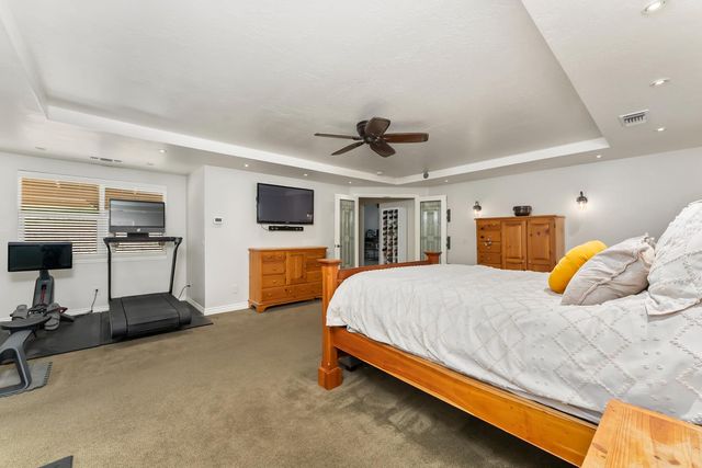 5990 Upper Ridge Way, Auburn, CA 95602