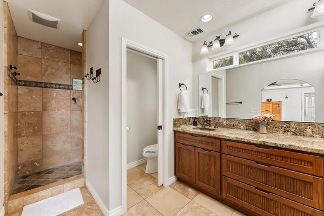 5990 Upper Ridge Way, Auburn, CA 95602