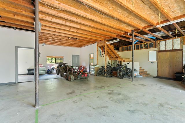 5990 Upper Ridge Way, Auburn, CA 95602