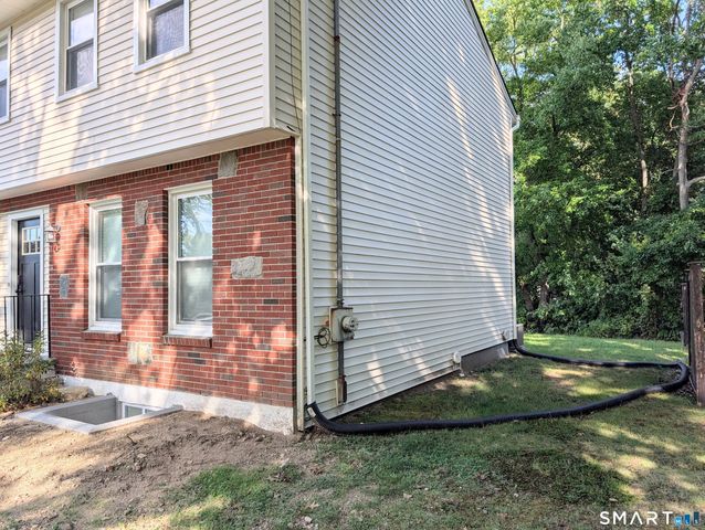 1996 Huntington Road, Stratford, CT 06615