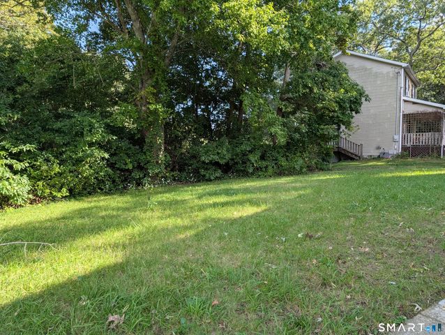 1996 Huntington Road, Stratford, CT 06615