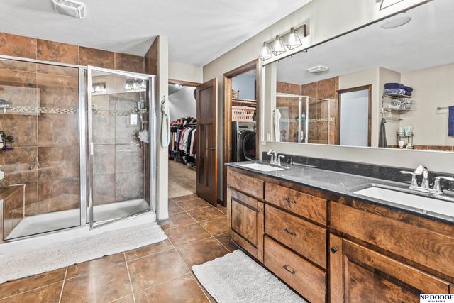 1610 Baldwin Circle, Council Bluffs, IA 51503