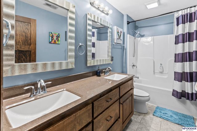 1610 Baldwin Circle, Council Bluffs, IA 51503