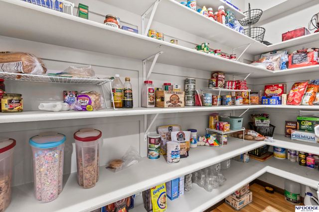 1610 Baldwin Circle, Council Bluffs, IA 51503