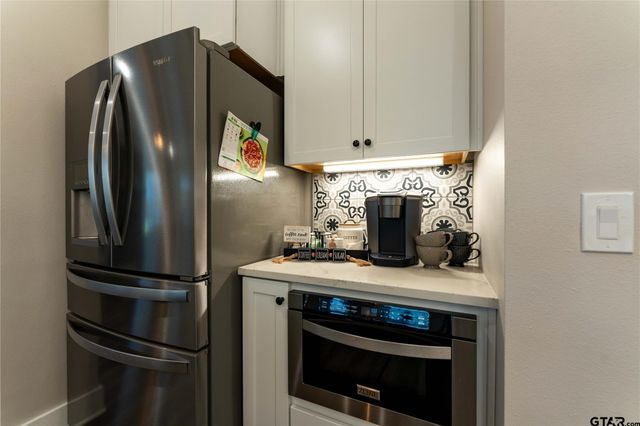 1030 Cannon Place, Paris, TX 75462