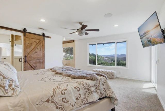 2450 Vista Lago Ter, Escondido, CA 92029