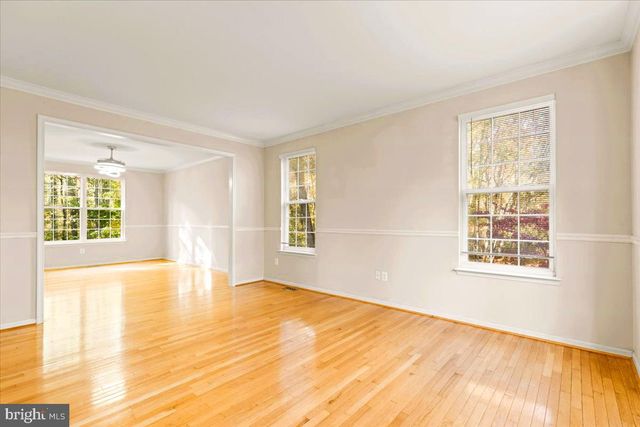 7055 COLONIAL LN, Hughesville, MD 20637