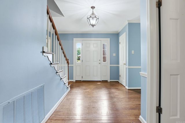 14 Saint Andrews Drive, Little Rock, AR 72212