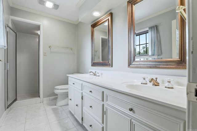 14 Saint Andrews Drive, Little Rock, AR 72212