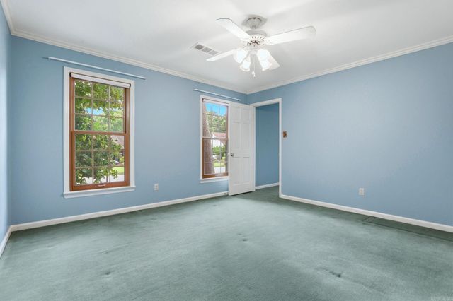 14 Saint Andrews Drive, Little Rock, AR 72212