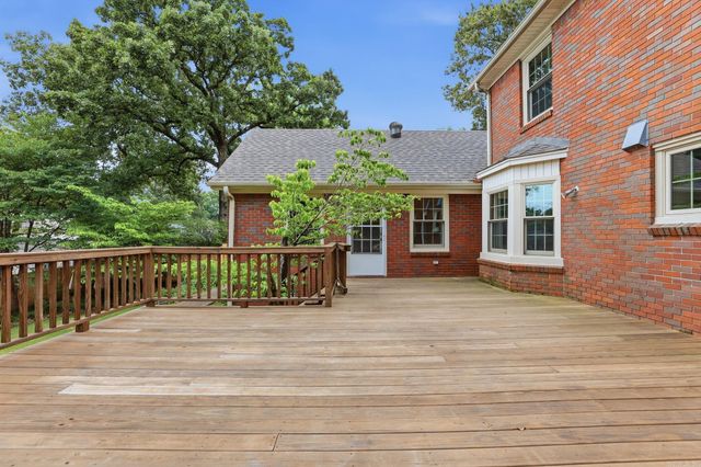 14 Saint Andrews Drive, Little Rock, AR 72212