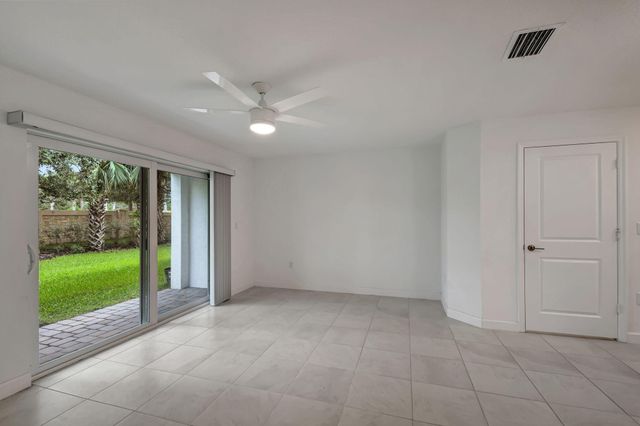 6851 Broadwater Lane, Lake Worth, FL 33467