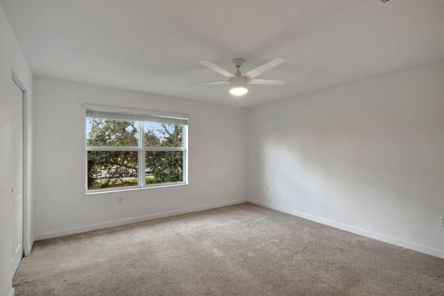 6851 Broadwater Lane, Lake Worth, FL 33467