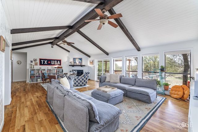 6081 Candice Rd, Christoval, TX 76935